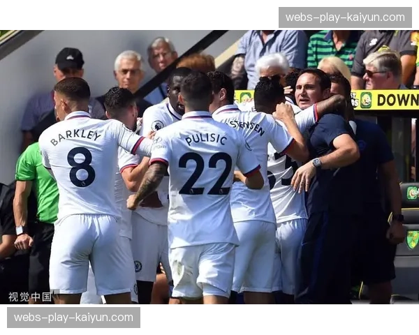 “为英超跑动”慈善活动在伦敦举行,数千跑者参与 “为英超跑动”慈善活动在伦敦举行,数千跑者参与